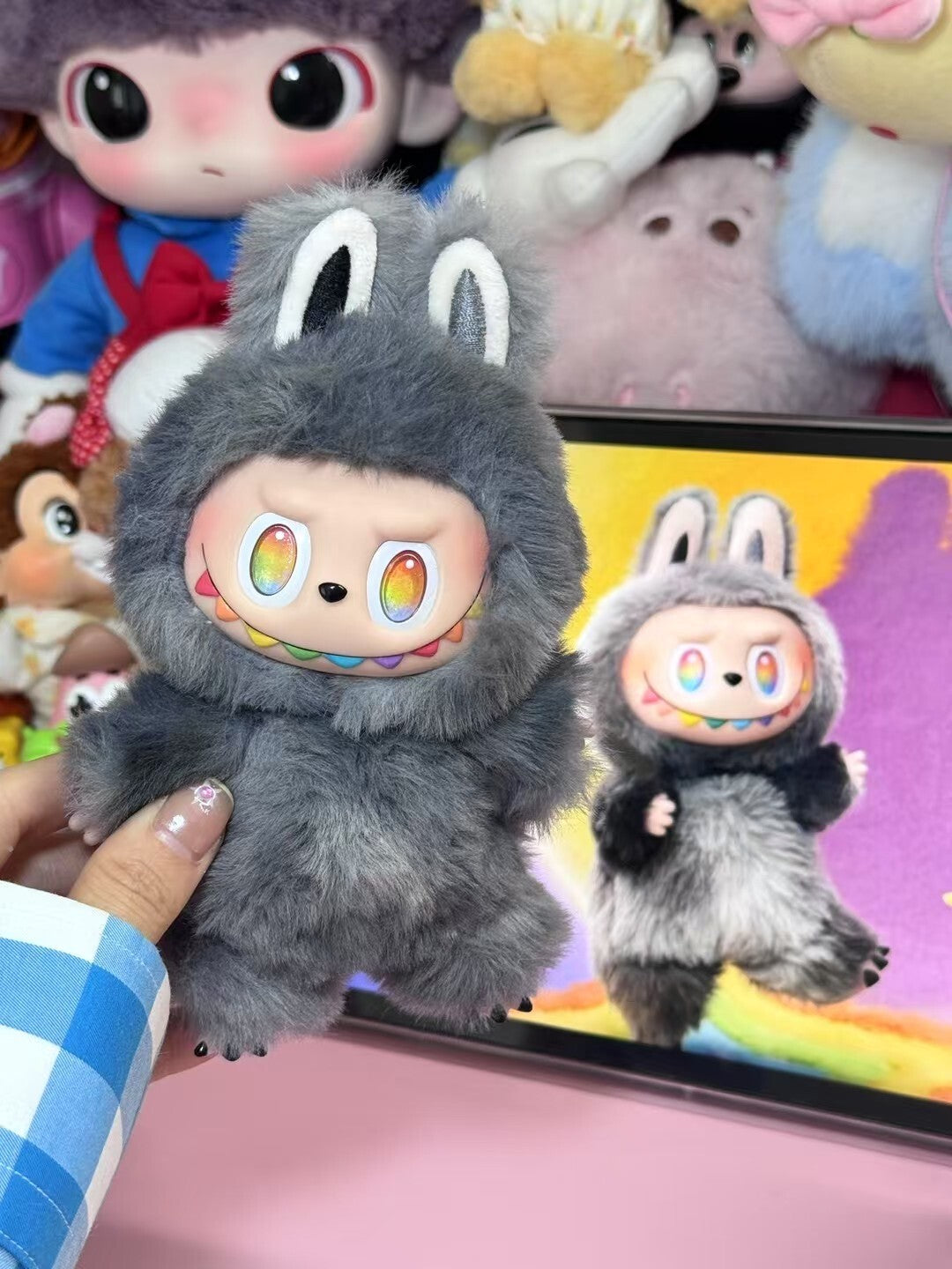 Labubu custom Doll V3 big into energy Limited Edition