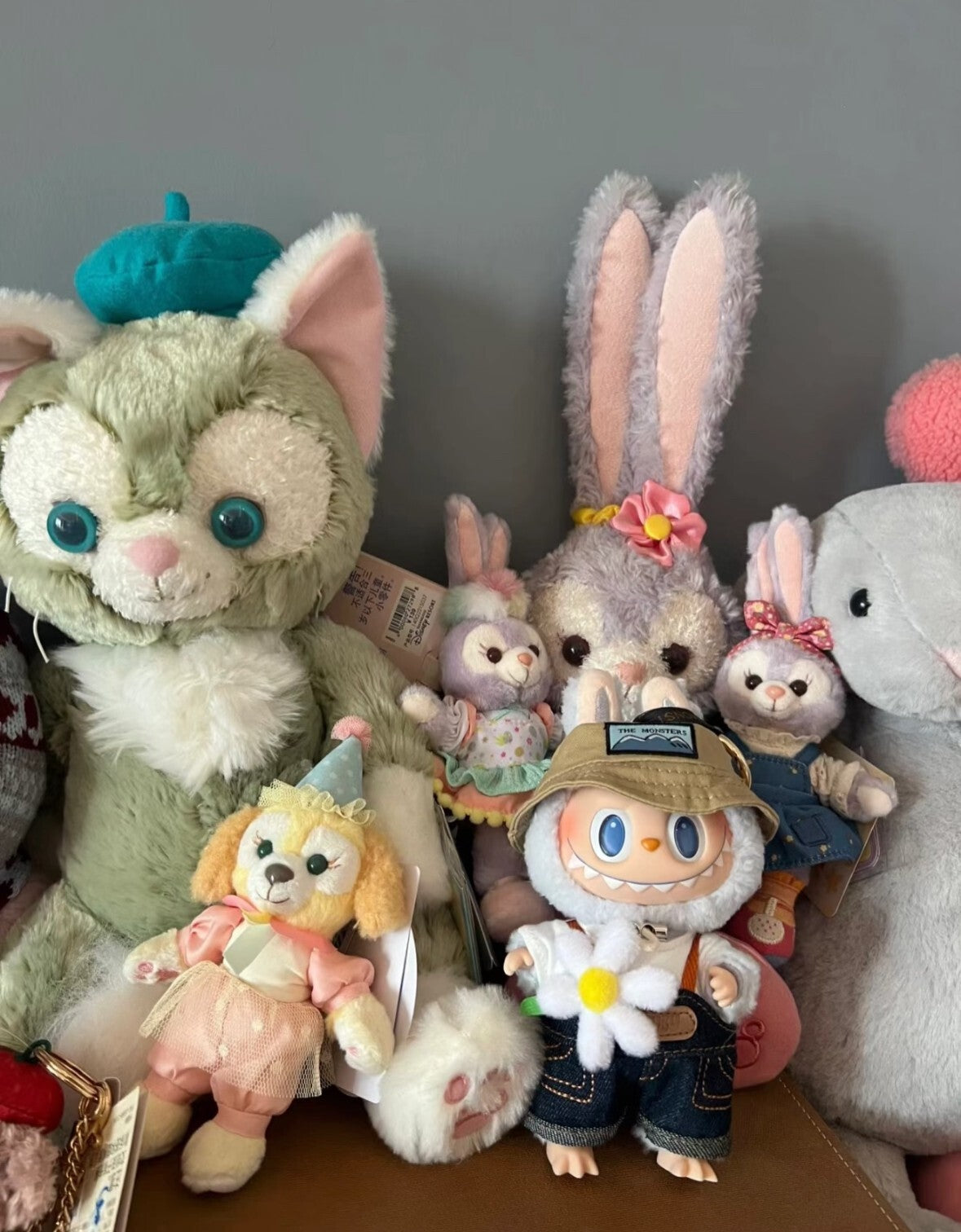 Labubu Doll Fall In Wild Vinyl Plush Doll Pendant