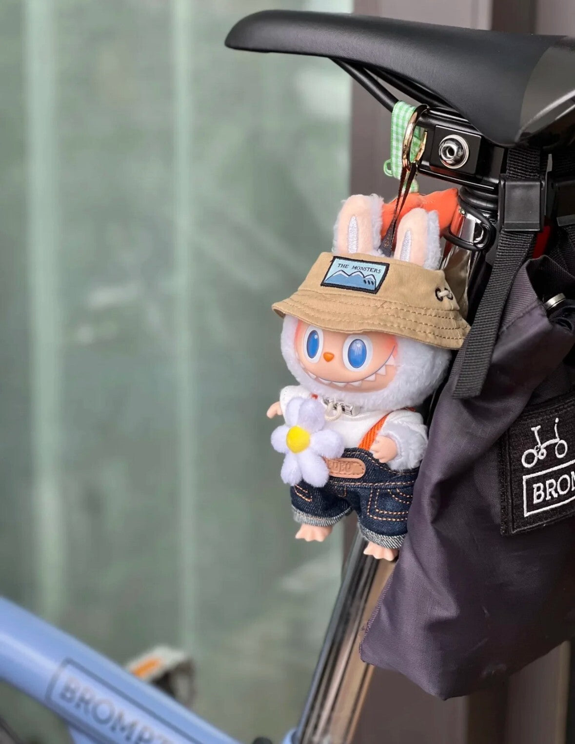 Labubu Doll Fall In Wild Vinyl Plush Doll Pendant